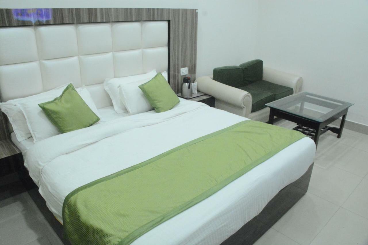 Hotel Mount View Katra  Kültér fotó